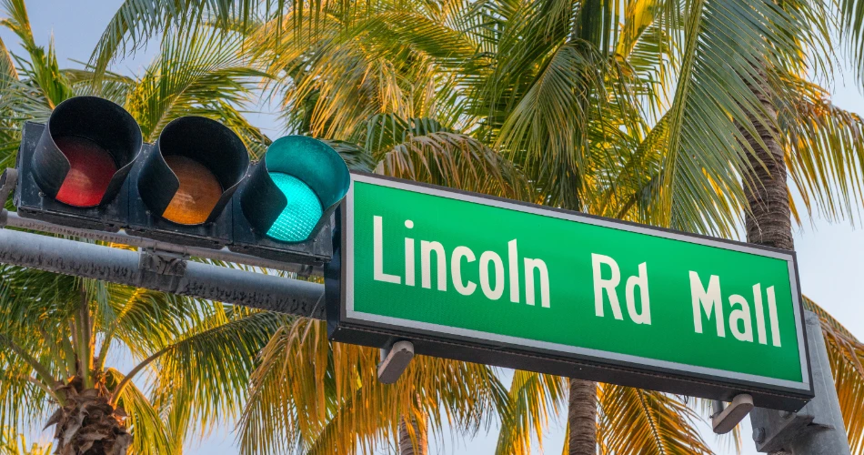 Miami Beach dengan Kaki. Laluan Berjalan Terbaik dengan Pemandangan Laut yang Menakjubkan